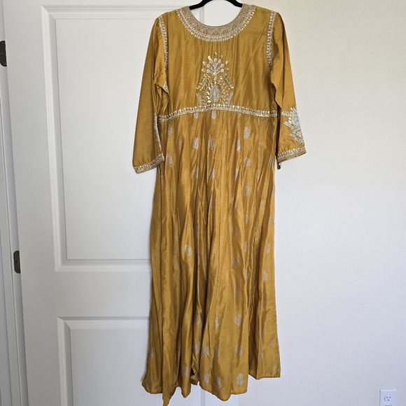 HemLine - Mustard & Gold Frock Anarkali by HemLine - Size Large 42" Pakistani - Picture 4 of 14